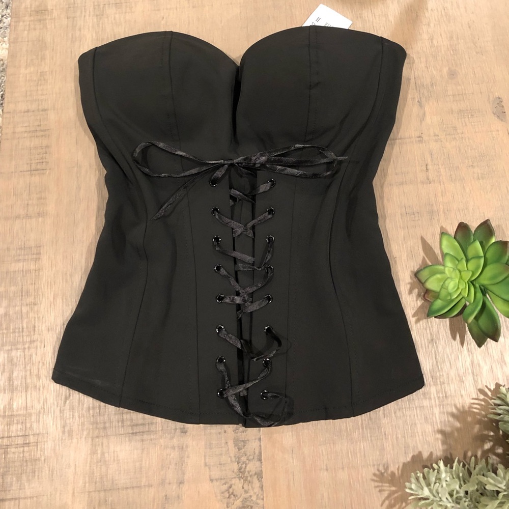 Black XS Top.charlotte Russe. NEW